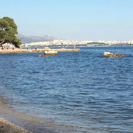 Dejt I Gamla Stan Kastela